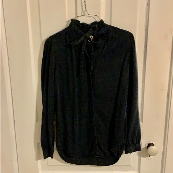 Black Tie-Neck Chambray Blouse - Picture 2 of 3